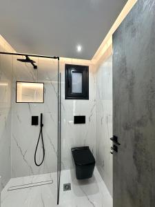 Golden Ecco Suites