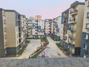 Apparentement a rahmania zeralda prés du lac