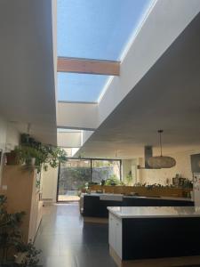 Spacious house with big garden close to the city