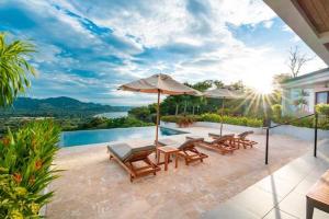 Ocean View Luxury Mountain Escape