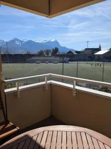 appartement coquet, ensoleillé - 埃姆布能