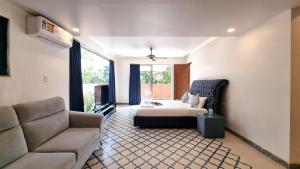 Casa Pallazzo Luxury Villa - 10BHK Private Pool