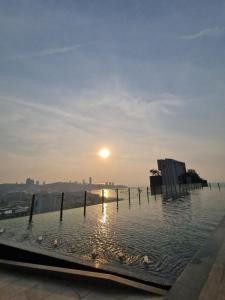 The Base Central Pattaya Condo by Thiva - Ubytování bez kategorie ve městě Pattaya Central