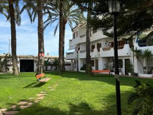Puebla de Farnals playa- Oasis Apartments - Costa de Valencia Beachside Stay