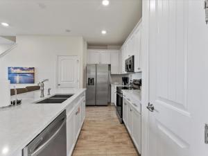 Pink Paradise Villa Near Disney With Margaritaville Resort & Island H20 Waterpark Access - 3121Cs