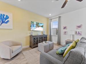 Pink Paradise Villa Near Disney With Margaritaville Resort & Island H20 Waterpark Access - 3121Cs