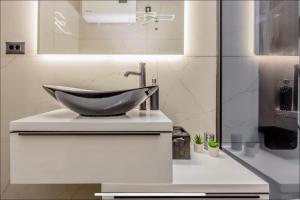 Ivana Black & White Apartments - Marusici