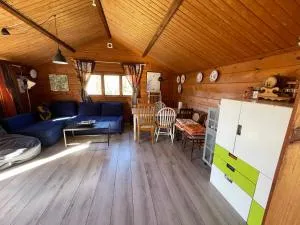 Three Rooms stuga i stugby near National Park - Töreboda