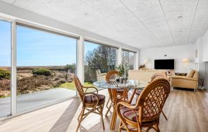 Gorgeous Home In Hals With Wifi