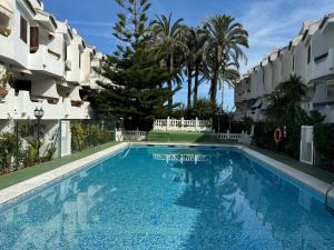 Puebla de Farnals playa- Oasis Apartments - Costa de Valencia Beachside Stay