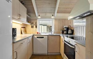 Gorgeous Home In Ålbæk With Wifi