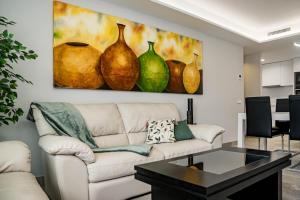 INF42P - Modern city apartment near the beach