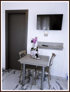 Olive Tree Apartments V