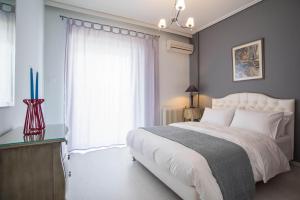 Beachfront ZEN sea view apartment