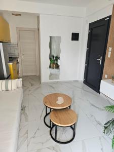 Helios Apartment with Pool Access in Erato Complex Paralia Ofriniou