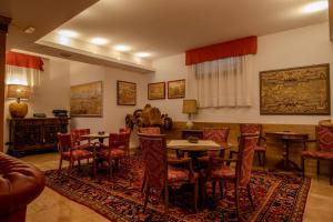 Paradise Hotel & Wellness