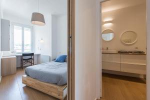 Appartements Vue Golfe St Tropez a Ste Maxime YourHostHelper : photos des chambres