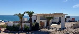 Shangri-LA luxury Mansion, Heated Pool