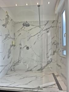 Deluxe Suite with Spa Bath
