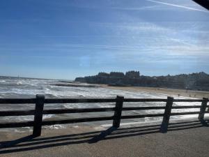 Dog friendly Beach Apartment