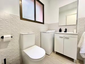 San Isidro City Center and Beach Studio Apartments