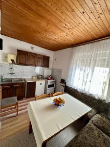 Nimanbegu Apartments