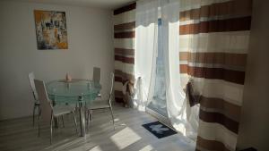 Blackjulie Ferienwohnung im Schwarzwald mit Balkon und Parkplatz ruhig