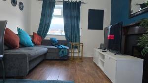 Kabaka - Comfy Birley 3 Bedroom Home