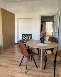 Central Vibes Apartment