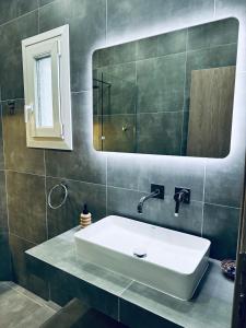 Your perfect escape in Emporios!