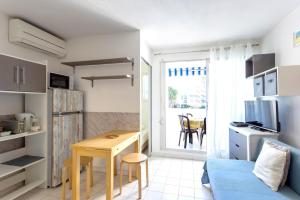 Chez Hervé - Charmant appartement avec piscine et parking