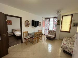 Апартамент Emilia