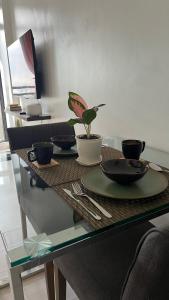 Charming Gramercy Studio w Rockwell Lights Viewing - Pet friendly! Gym & Pool Access