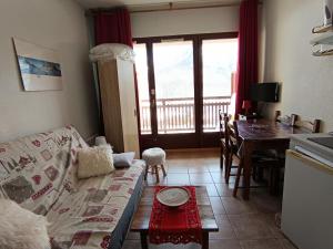 Résidence Plein Soleil - Joli studio sur les hauteurs de la station avec superbe vue - Parking MAE-0411