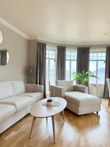 Apartment with sea view