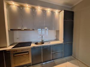 Stylish 1-Bedroom Apartment