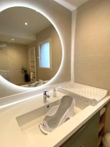 Maisons de vacances La Loupiote - Jacuzzi compris SANS supplement ! : photos des chambres