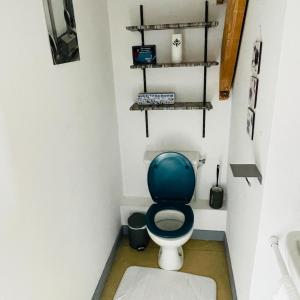 Appartements T4 spacieux au-dessus d-un centre equestre, proche bord de mer : photos des chambres