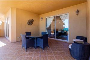 Bella sirena Resort 2Rec condo con albercas y playa