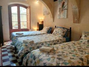 Ta Majsi with indoor pool