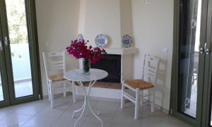 Eleana Studios Skyros Greece