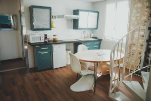 Maisons de vacances LA LUCIOLE longere 65 m2 climatisee & lumineuse : photos des chambres