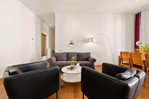 1,292 sq ft Historic Landmark, Checkpoint Charlie