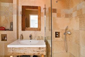 Maisons d'hotes La Poupardoise : Chambre Double 2 - Vue sur Port