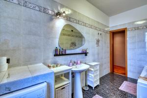 Two-Bedroom Apartment with Balcony and Terrace
