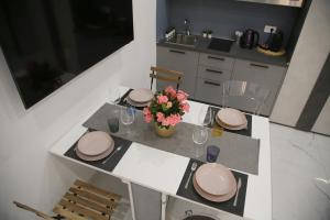 Emma and Livias Vatican Suite 1