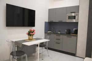 Emma and Livias Vatican Suite 1