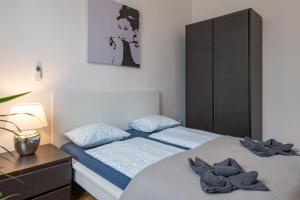 Walnut Tree Apartment