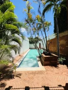 Paseo Colonial - Sabbatical #1 - Sans Souci