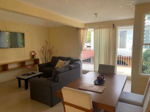 Departamento completo, cómodo y cerca del aeropuerto